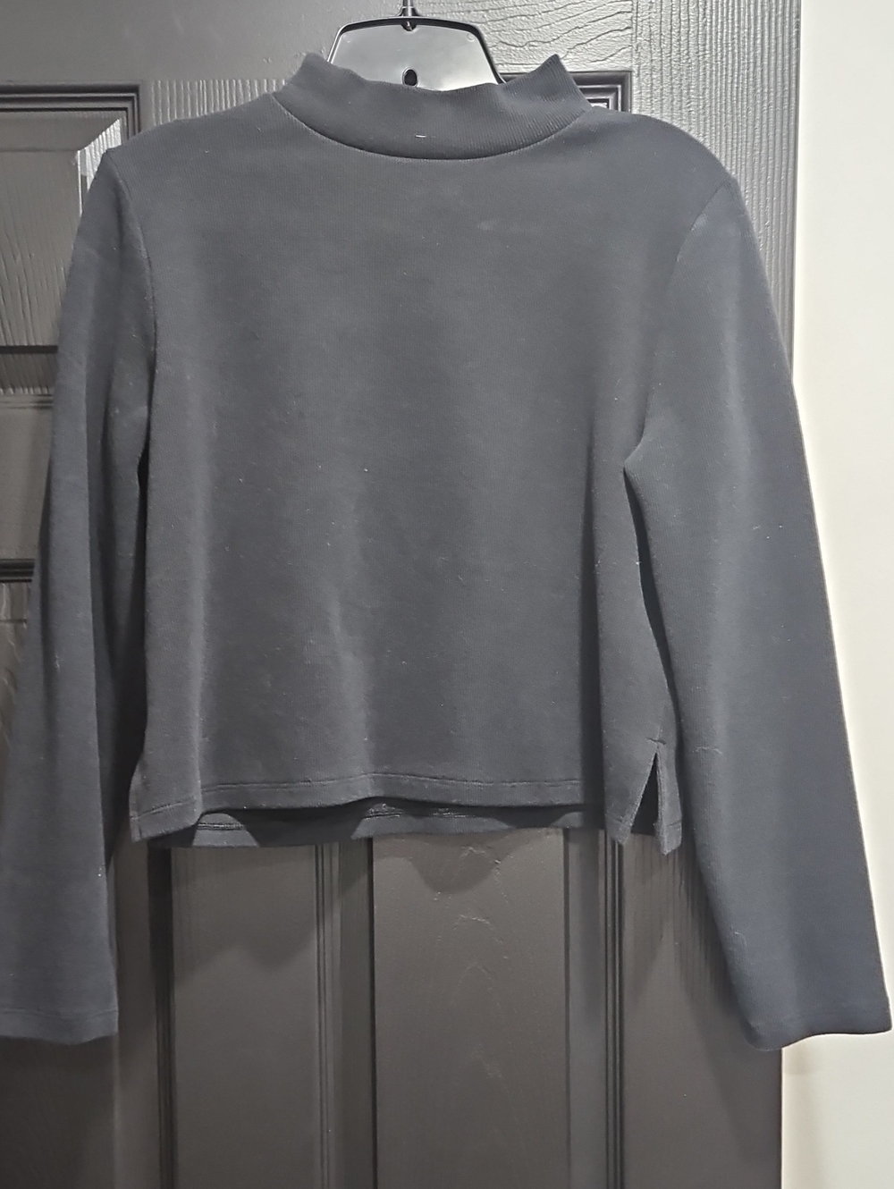 Old Navy Black Mock Neck Cropped Sweatshirt